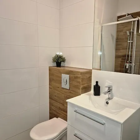 Five Piotrkowska 28 Hotel apartamentowy