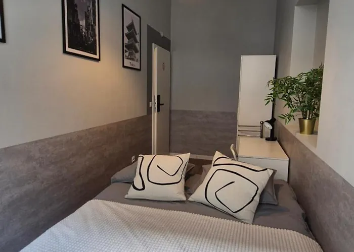 Five Piotrkowska 28 * Łódź